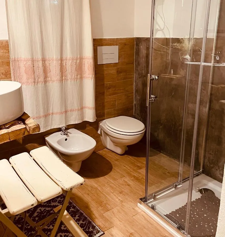 Tierra Guesthouse Olbia Affittacamere